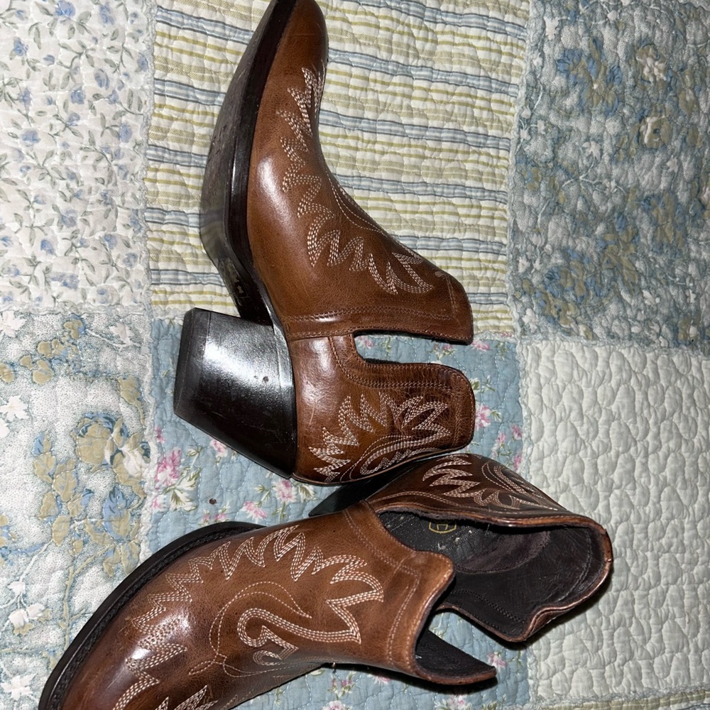 Ariat Dixon boots